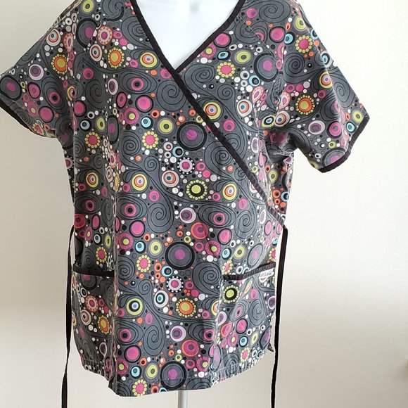 Nursing Uniform Top - Picture 1 of 3